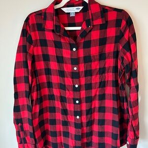 Old Navy Red and Black Classic Buffalo Plaid Shirt